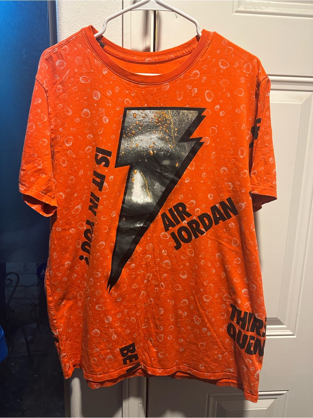 Jordan Gatorade Be Like Mike T-Shirt Size XL Orange AOP AJ1165-819